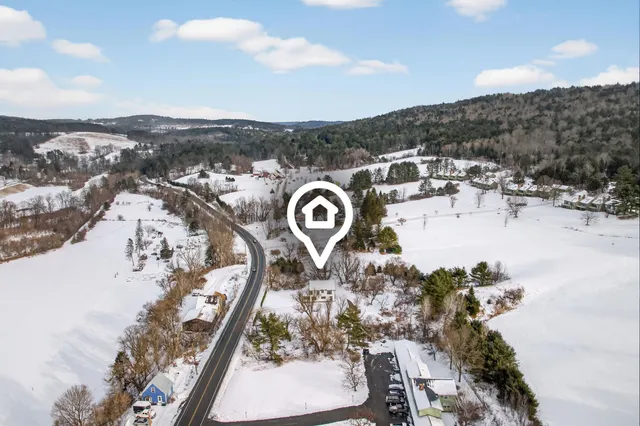 $999,000 | 958 East Woodstock Road, Woodstock, VT 05091