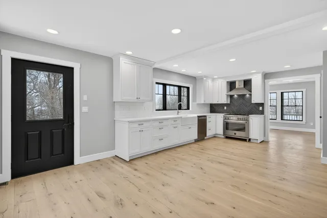 $999,000 | 958 East Woodstock Road, Woodstock, VT 05091