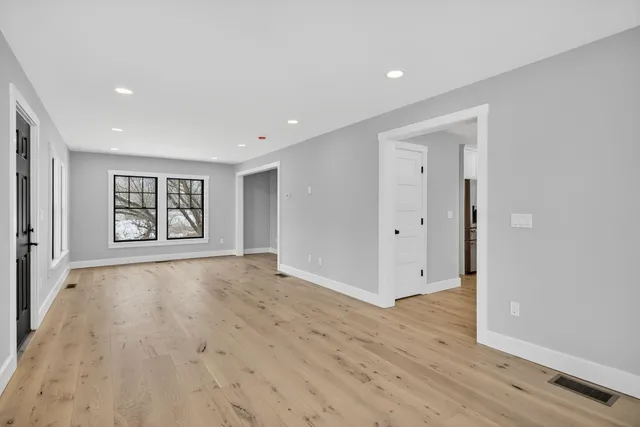 $999,000 | 958 East Woodstock Road, Woodstock, VT 05091