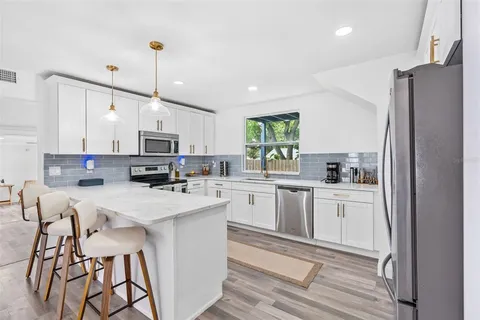 $499,000 | 2201 50th Avenue North, St. Petersburg, FL 33714