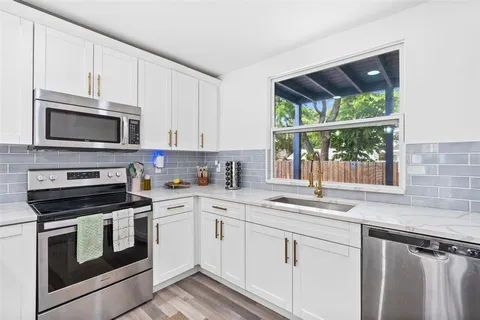 $499,000 | 2201 50th Avenue North, St. Petersburg, FL 33714