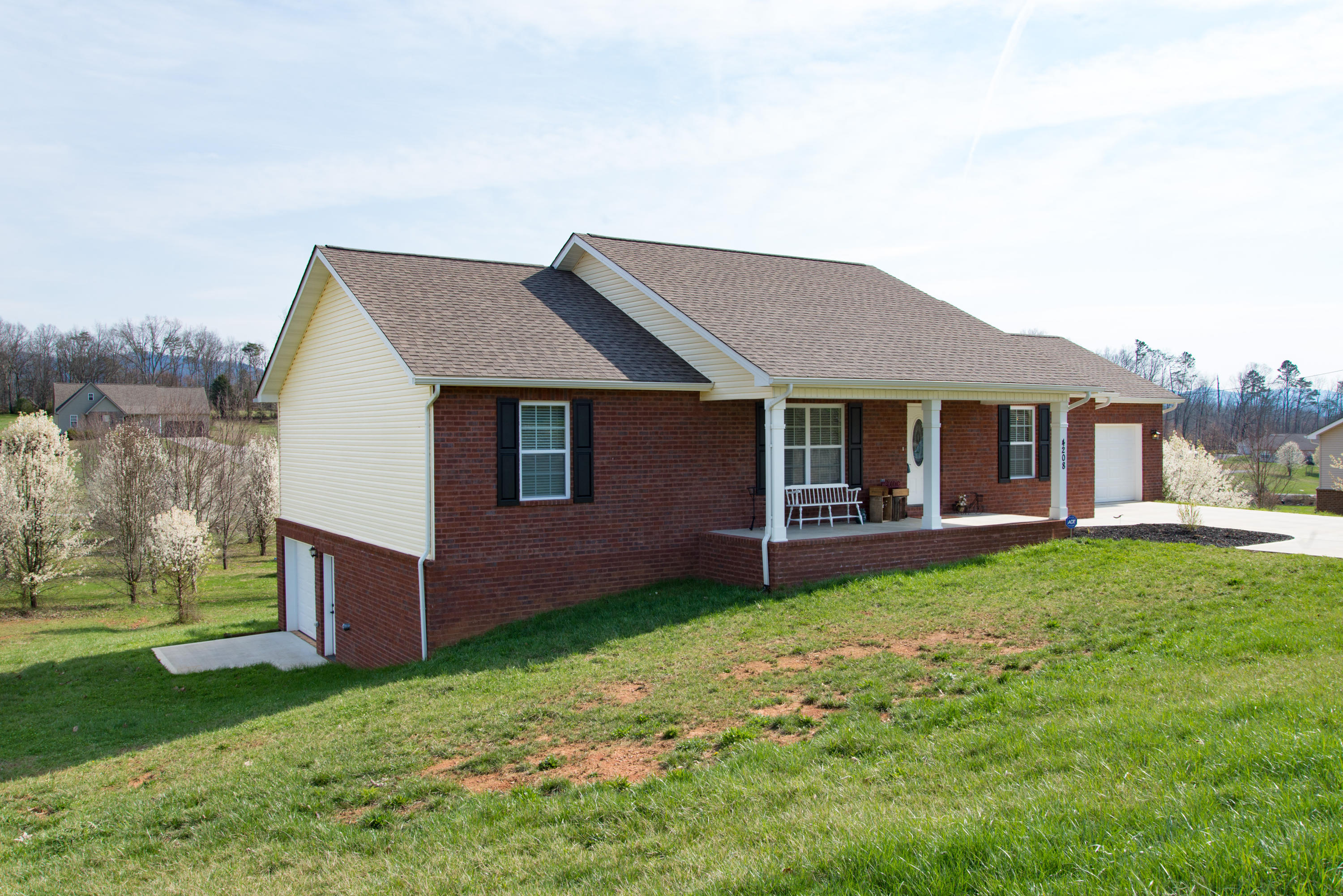 4208 Pea Ridge Road Maryville, TN 37804 - Photo 2 of 26 8402PeaRidgeRd02