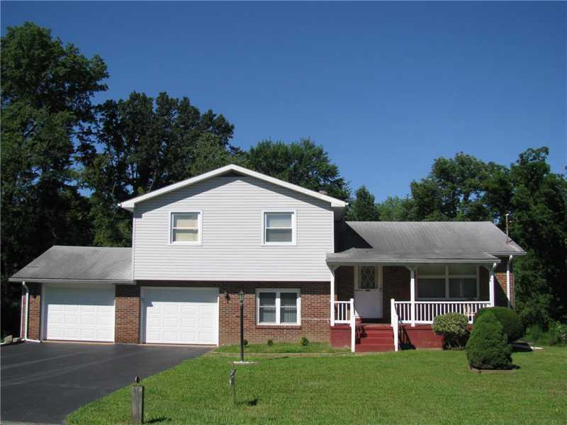 2271 Winner Road Hermitage, PA 16148 - Photo 1 of 12 Exterior Front.