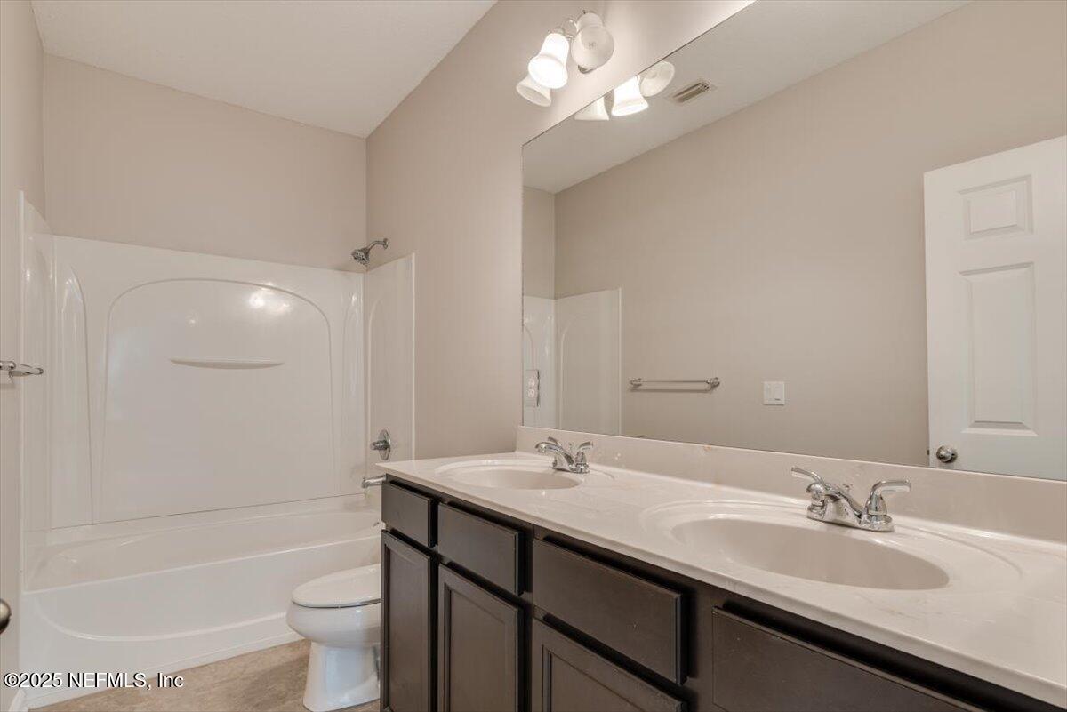 47 Myrtle Park Point Ponte Vedra, FL 32081 - Photo 38 of 58 Ensuite bathroom on second floor