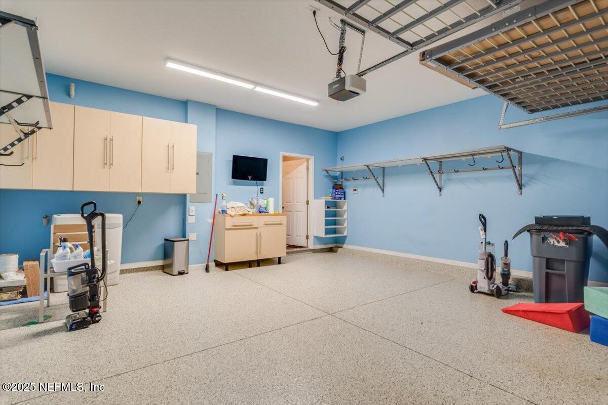 47 Myrtle Park Point Ponte Vedra, FL 32081 - Photo 45 of 58 Two car garage