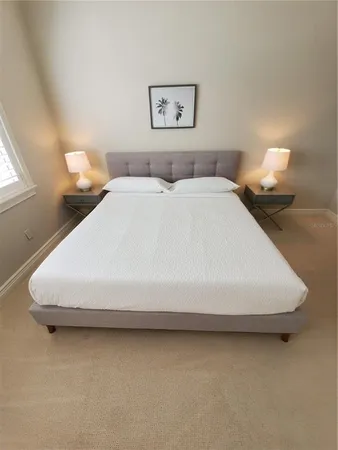 $5,800 | 4907 Bayshore Boulevard, Unit 102, Tampa, FL 33611