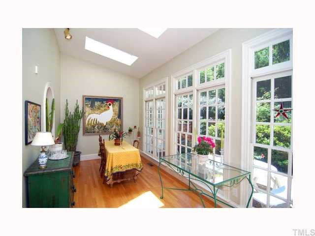 2709 Fairview Road Raleigh, NC 27608 - Photo 6 of 12