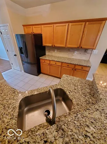 $2,100 | 10116 Hawks Lake Drive, Fishers, IN 46037