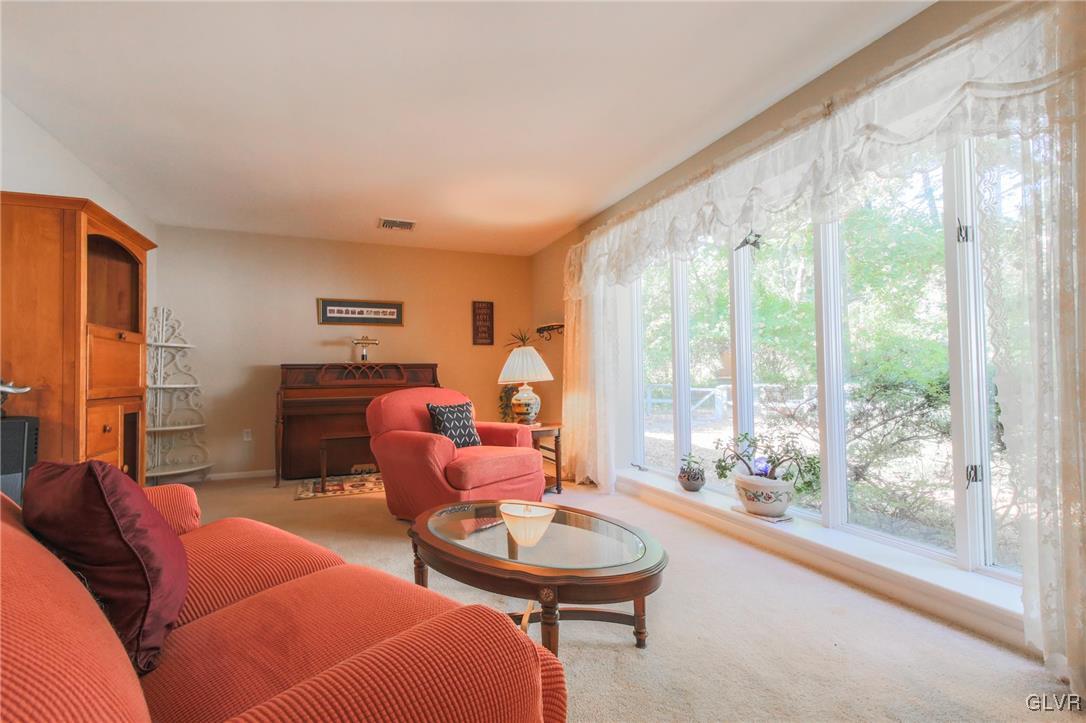 1350 Kelchner Road Bethlehem, PA 18018 - Photo 13 of 32 Gallery Image 13