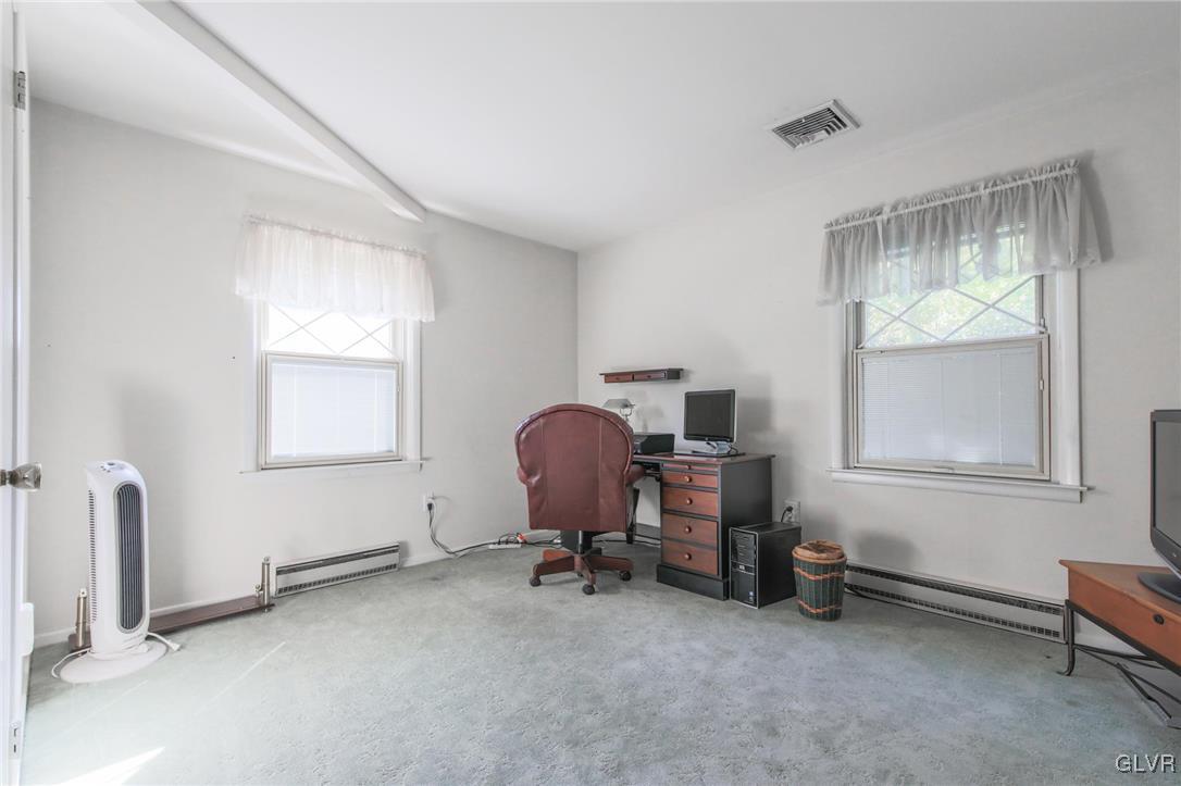 1350 Kelchner Road Bethlehem, PA 18018 - Photo 17 of 32 spare bedroom/office