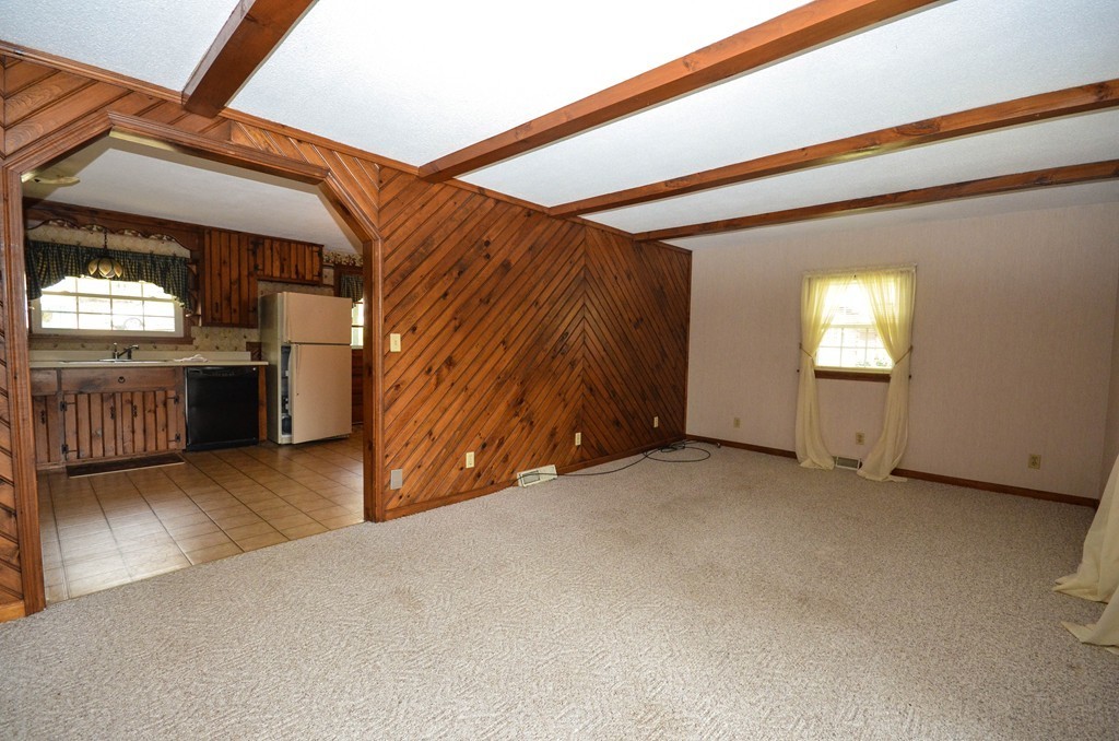 28 Ridge Trail Douglas, MA 01516 - Photo 9 of 20 Gallery Image 9