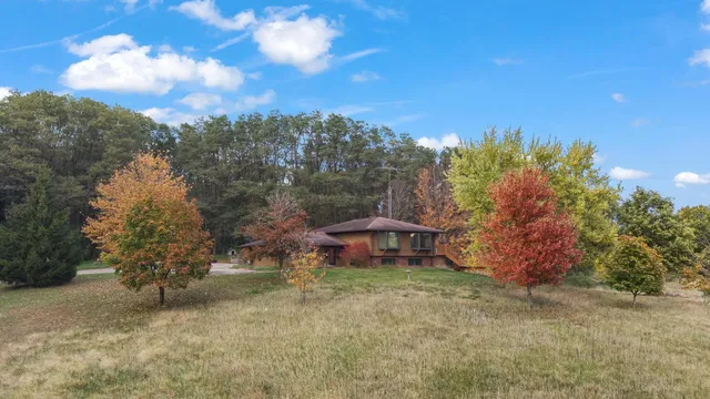 $340,000 | W13434 Cypress Avenue, Coloma, WI 54930