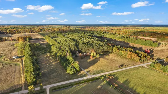 $340,000 | W13434 Cypress Avenue, Coloma, WI 54930