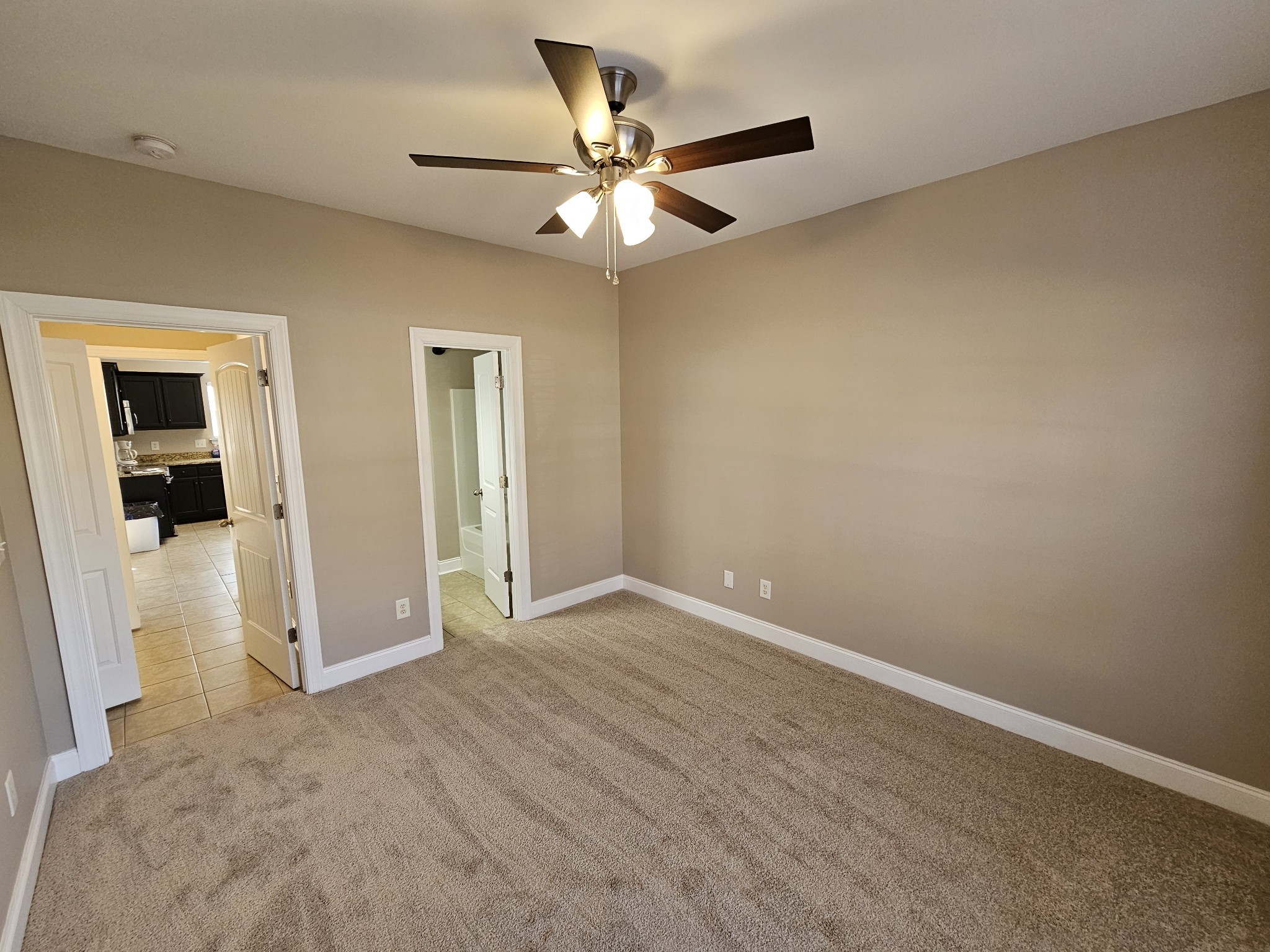 322 Rowlette Circle Murfreesboro, TN 37127 - Photo 11 of 23 an empty room with closet and a ceiling fan