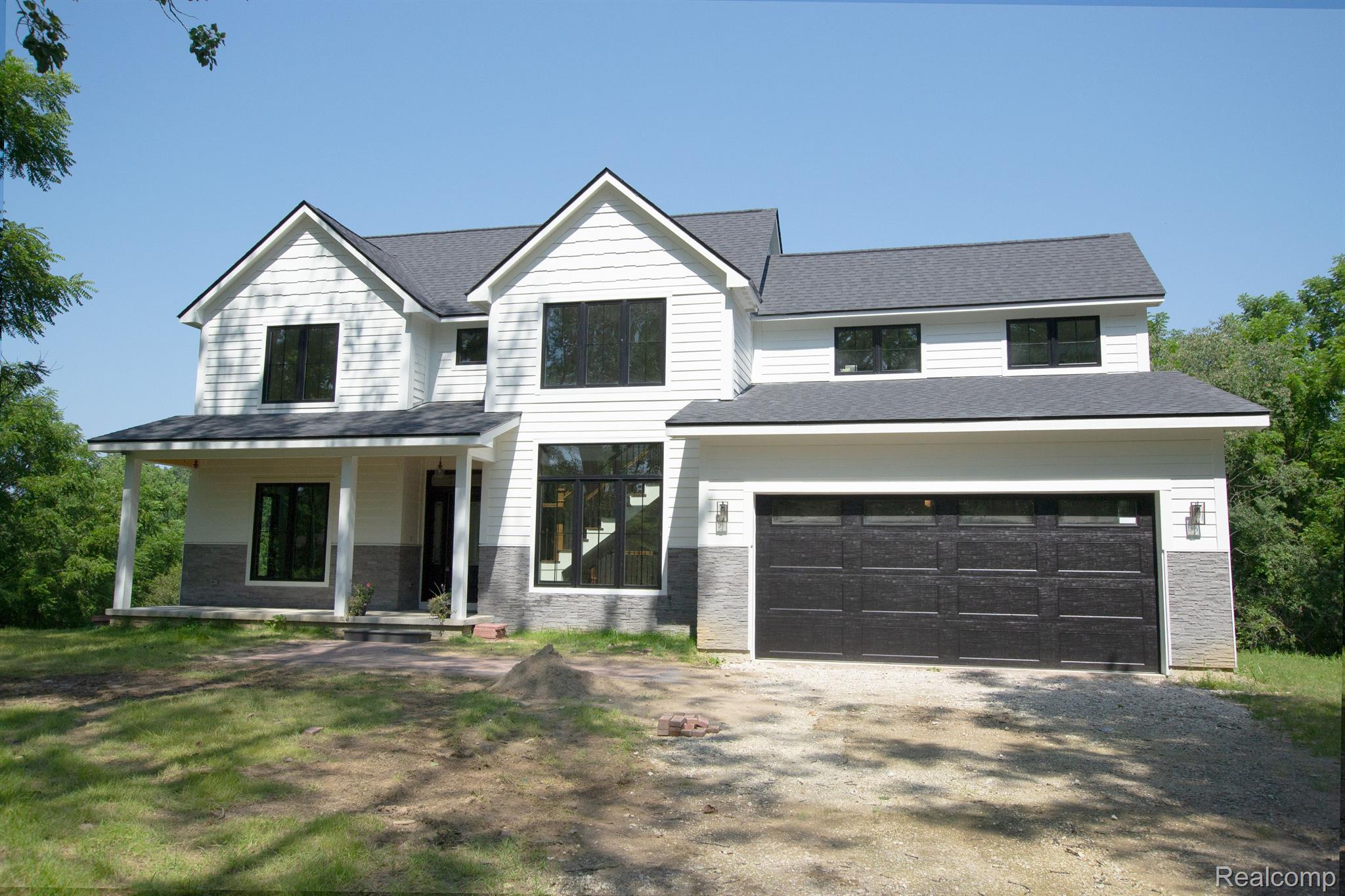2605 North Hughes Road Howell, MI 48855 - Photo 1 of 33 Gallery Image 1