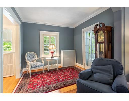 61 Rangeley Road Arlington, MA 02474 - Photo 8 of 30 Gallery Image 8