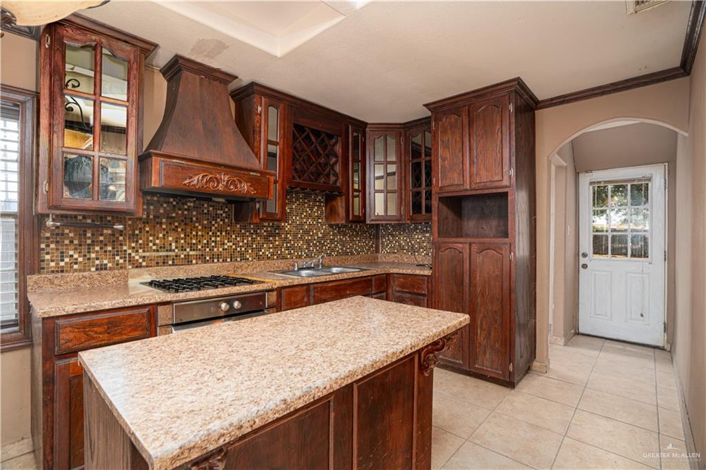 720 North Padre Avenue Weslaco, TX 78596 - Photo 9 of 29