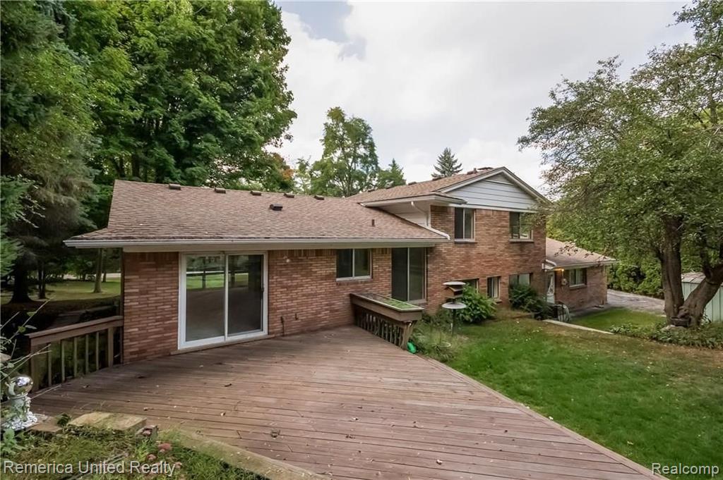 36203 Paddleford Road Farmington Hills, MI 48331 - Photo 30 of 42