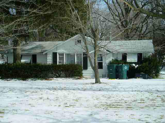 1802 South Perdieu Road Muncie, IN 47302 - Photo 1 of 1