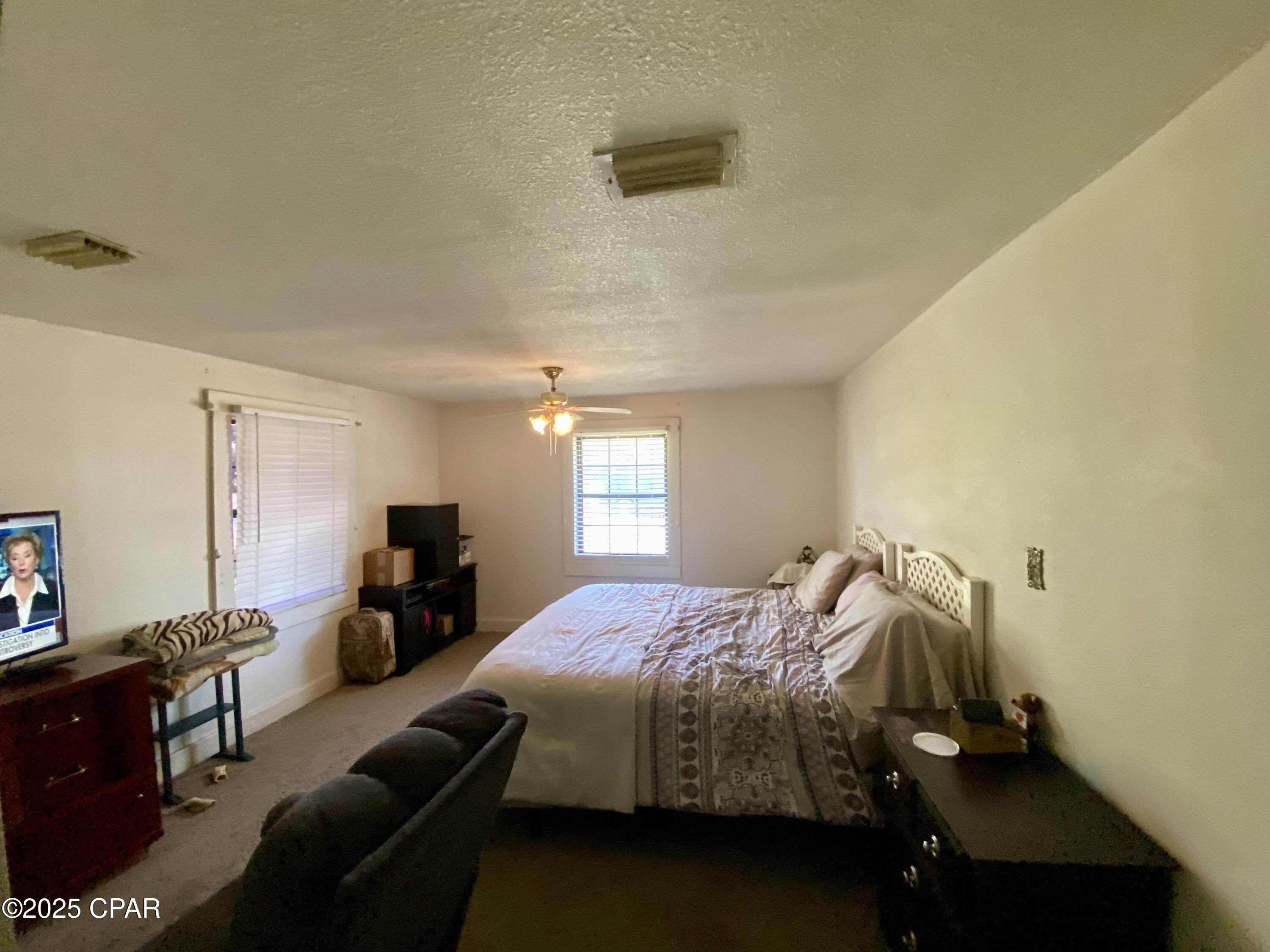 6913 Broadway Street Grand Ridge, FL 32442 - Photo 16 of 39 Gallery Image 16