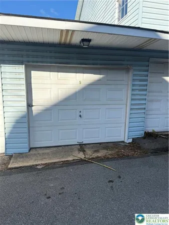 $150 | 96-98 Lehigh Avenue, Unit GARAGE 5, Palmerton, PA 18071
