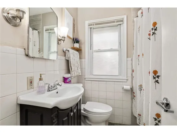 $415,000 | 5104 Vincent Avenue North, Minneapolis, MN 55430