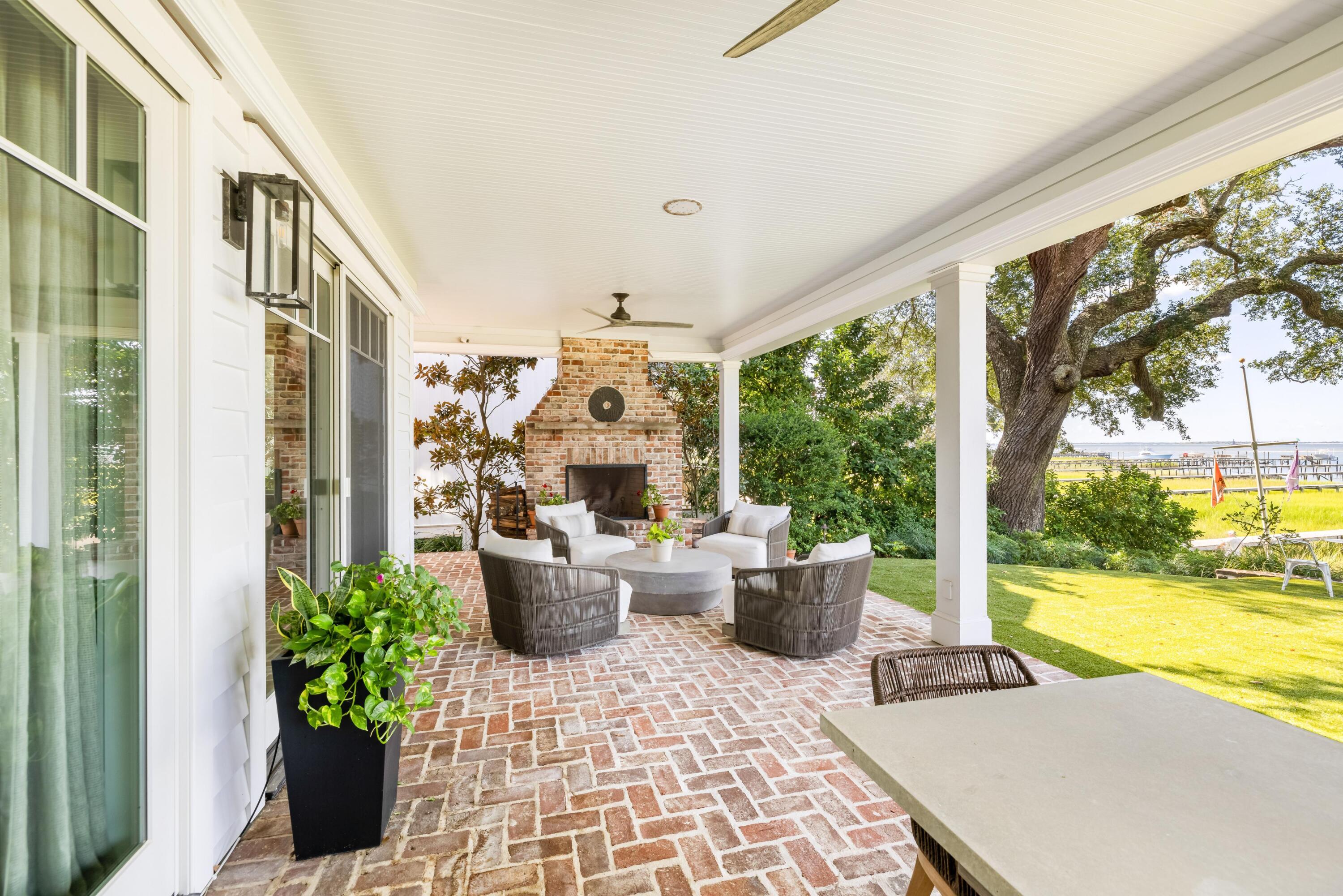 202 Bank Street Mount Pleasant, SC 29464 - Photo 17 of 62 109498-EllisCreekPhotography-104