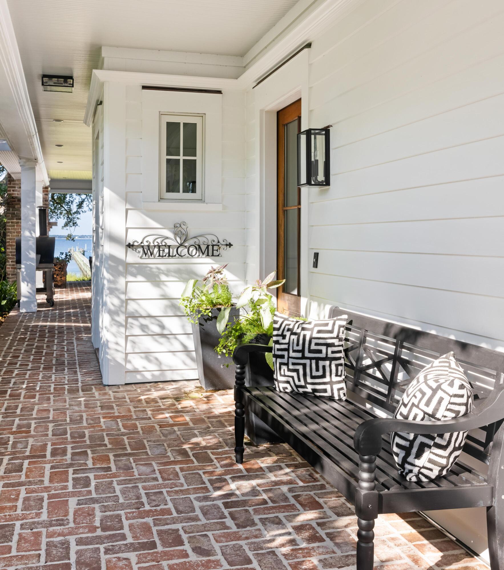 202 Bank Street Mount Pleasant, SC 29464 - Photo 7 of 62 109516-EllisCreekPhotography-2776