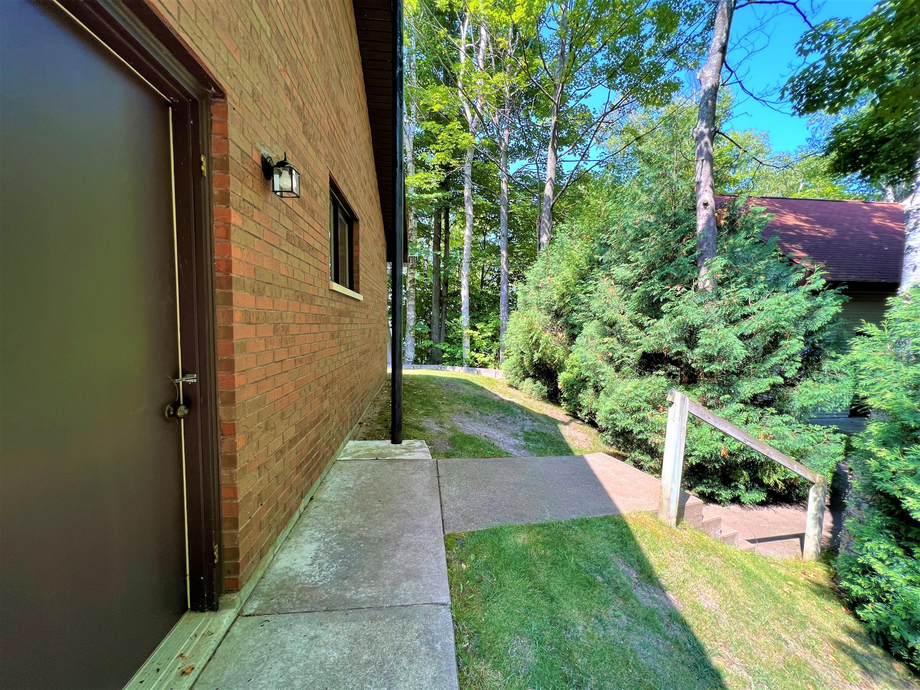 12813 Highway 23 Cheboygan, MI 49721 - Photo 61 of 66 Gallery Image 61