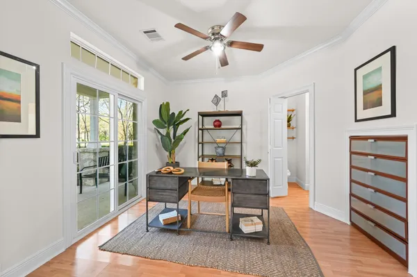 $1,500,000 | 25 Lovegrass Lane, Sunset Valley, TX 78745