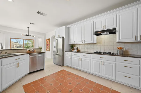 $1,500,000 | 25 Lovegrass Lane, Sunset Valley, TX 78745