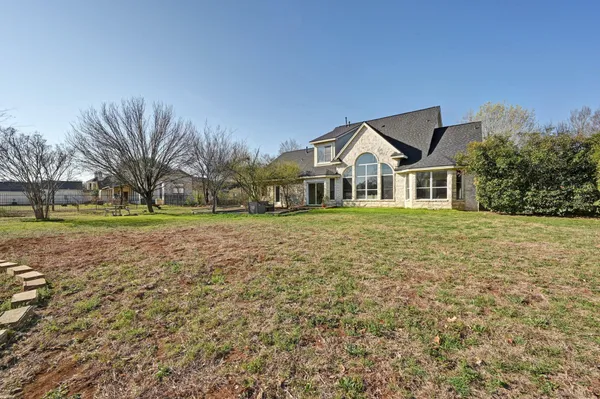 $1,500,000 | 25 Lovegrass Lane, Sunset Valley, TX 78745