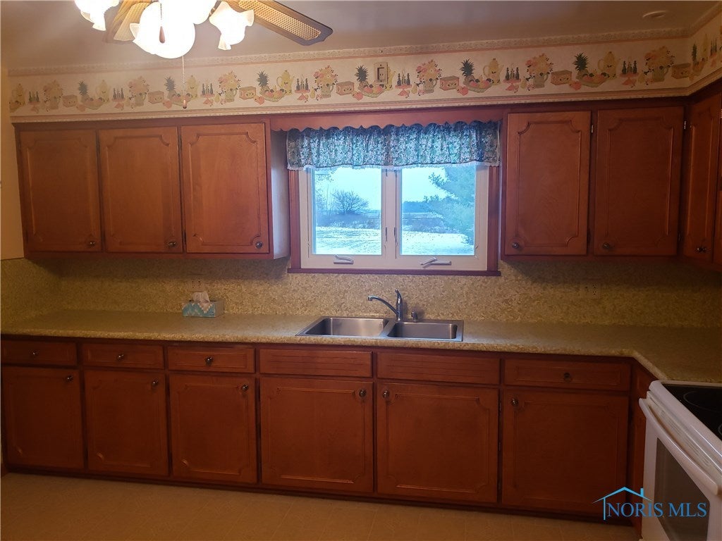 1482 Genoa Road Genoa, OH 43430 - Photo 6 of 17 Gallery Image 6