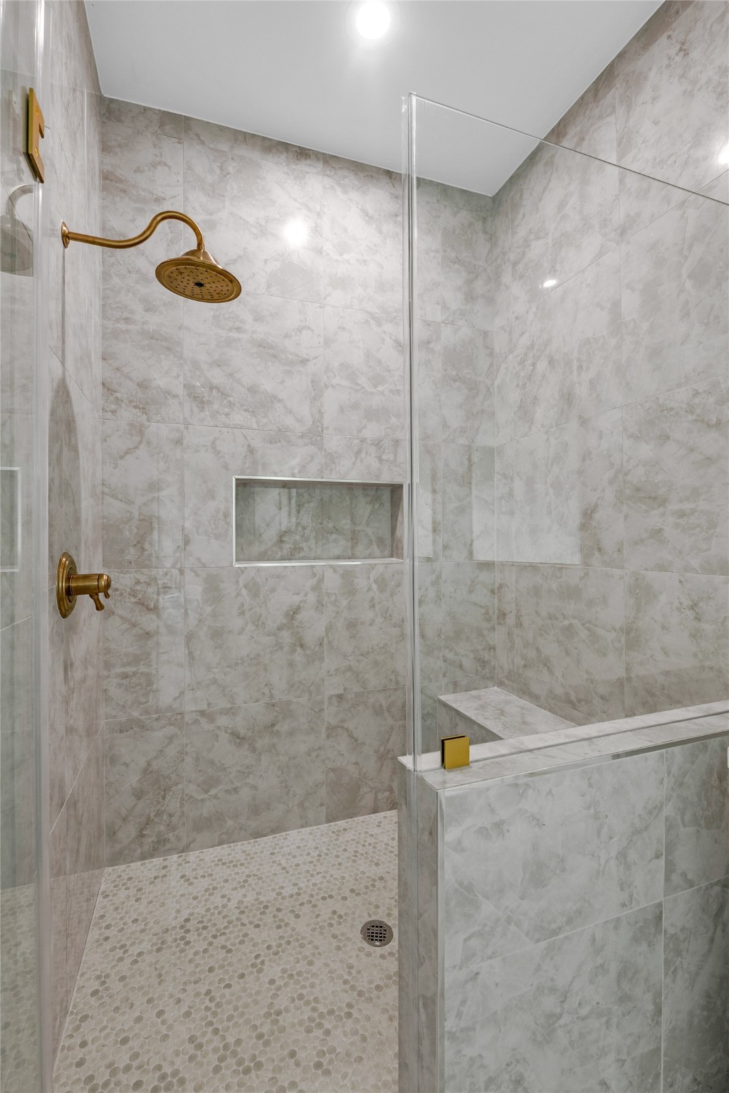 2031 Peppermill Road Houston, TX 77080 - Photo 27 of 48 This spacious shower is accented with beautiful vintage hardware.