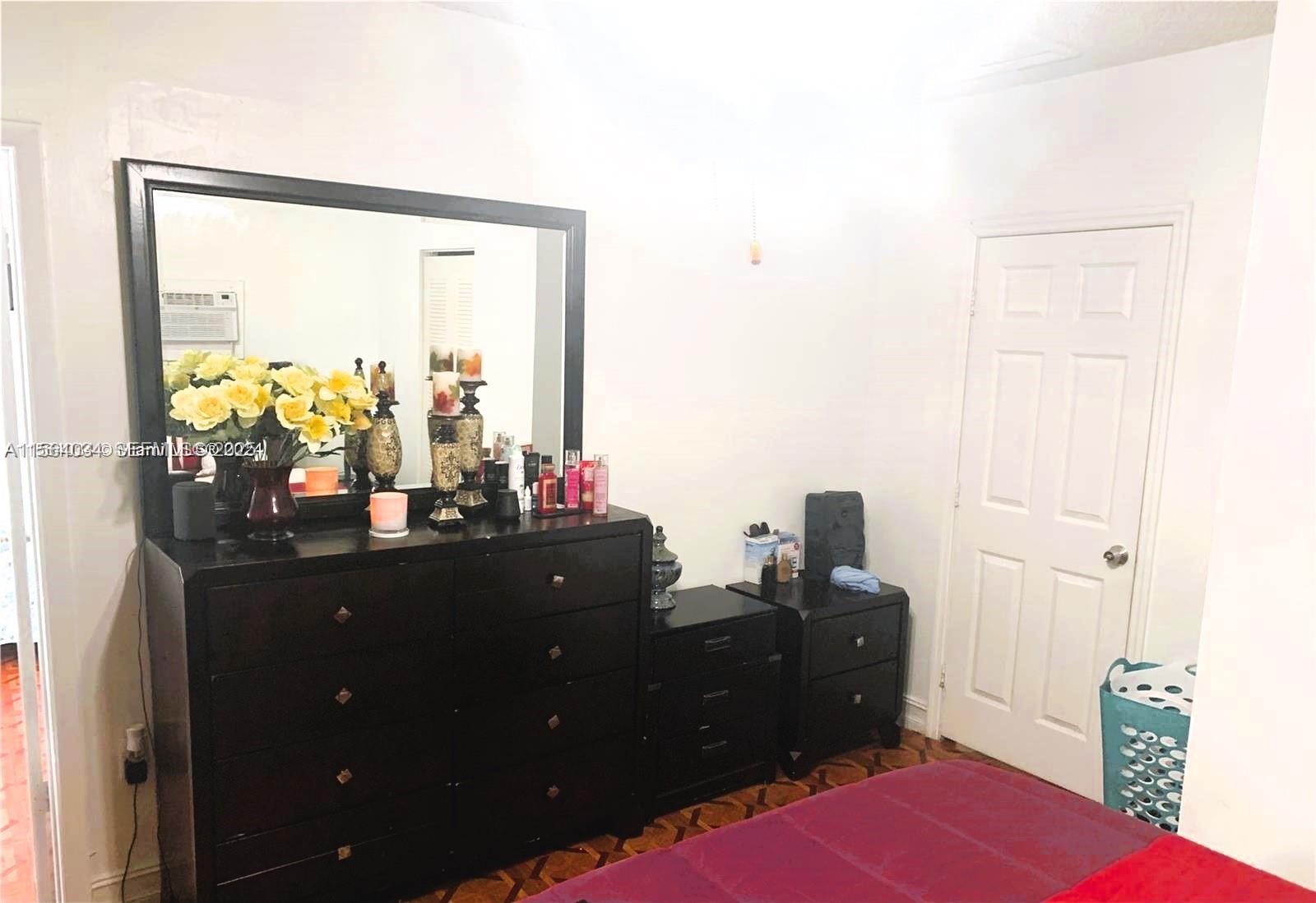 662 East 21st Street Hialeah, FL 33013 - Photo 7 of 21 a living room with furniture