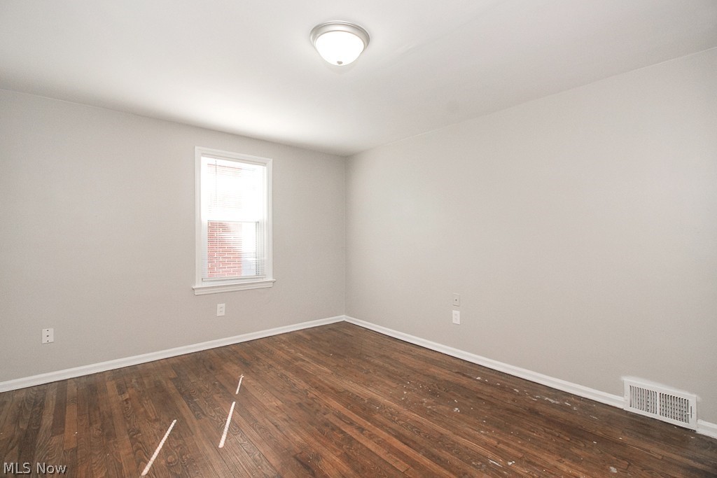 3605 Cedarbrook Road Cleveland, OH 44118 - Photo 23 of 33
