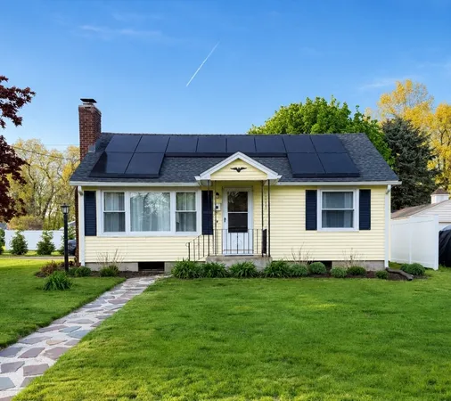 $320,000 | 4 Jean Drive, Springfield, MA 01104