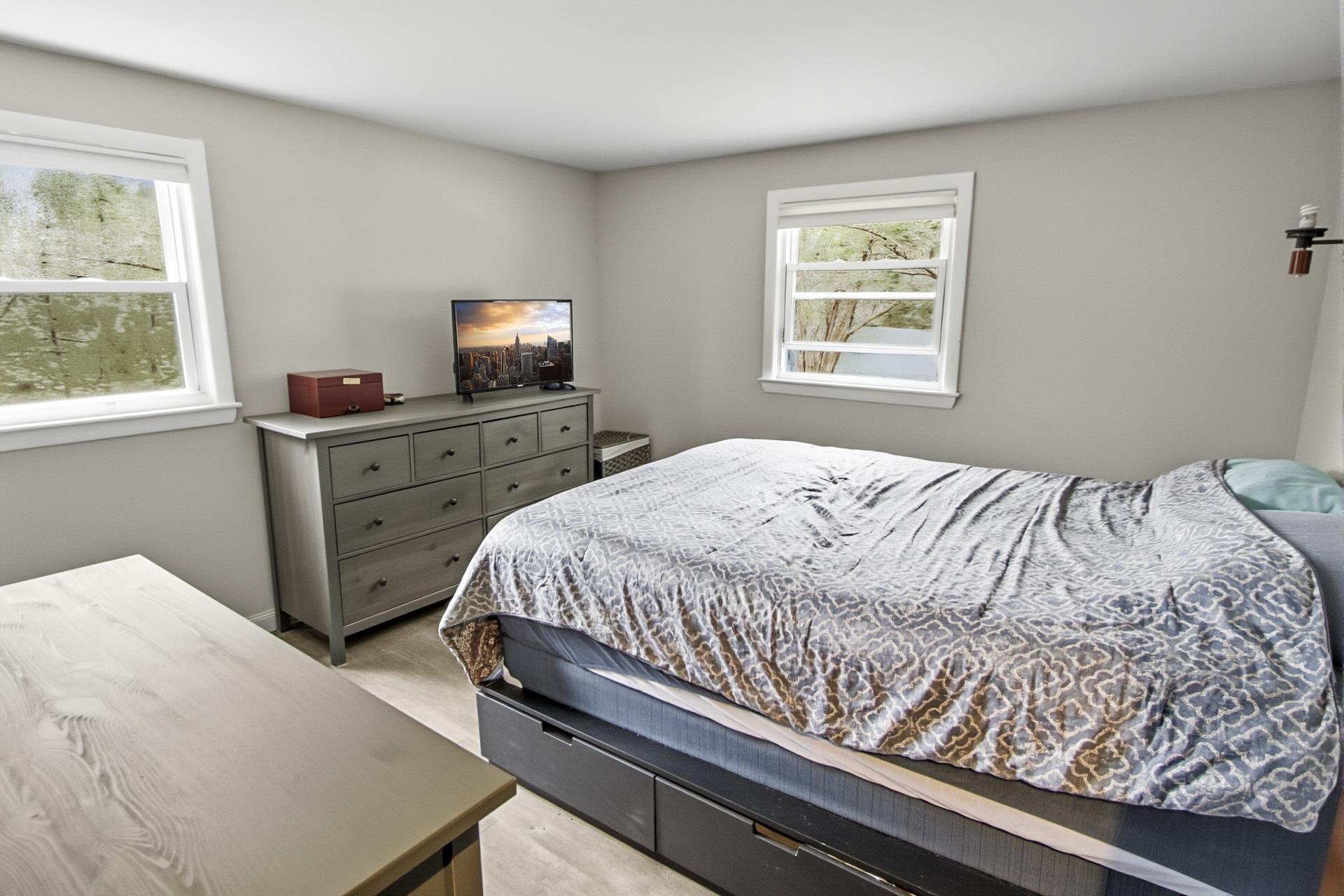 15 Lincoln Street Pelham, NH 03076 - Photo 27 of 50