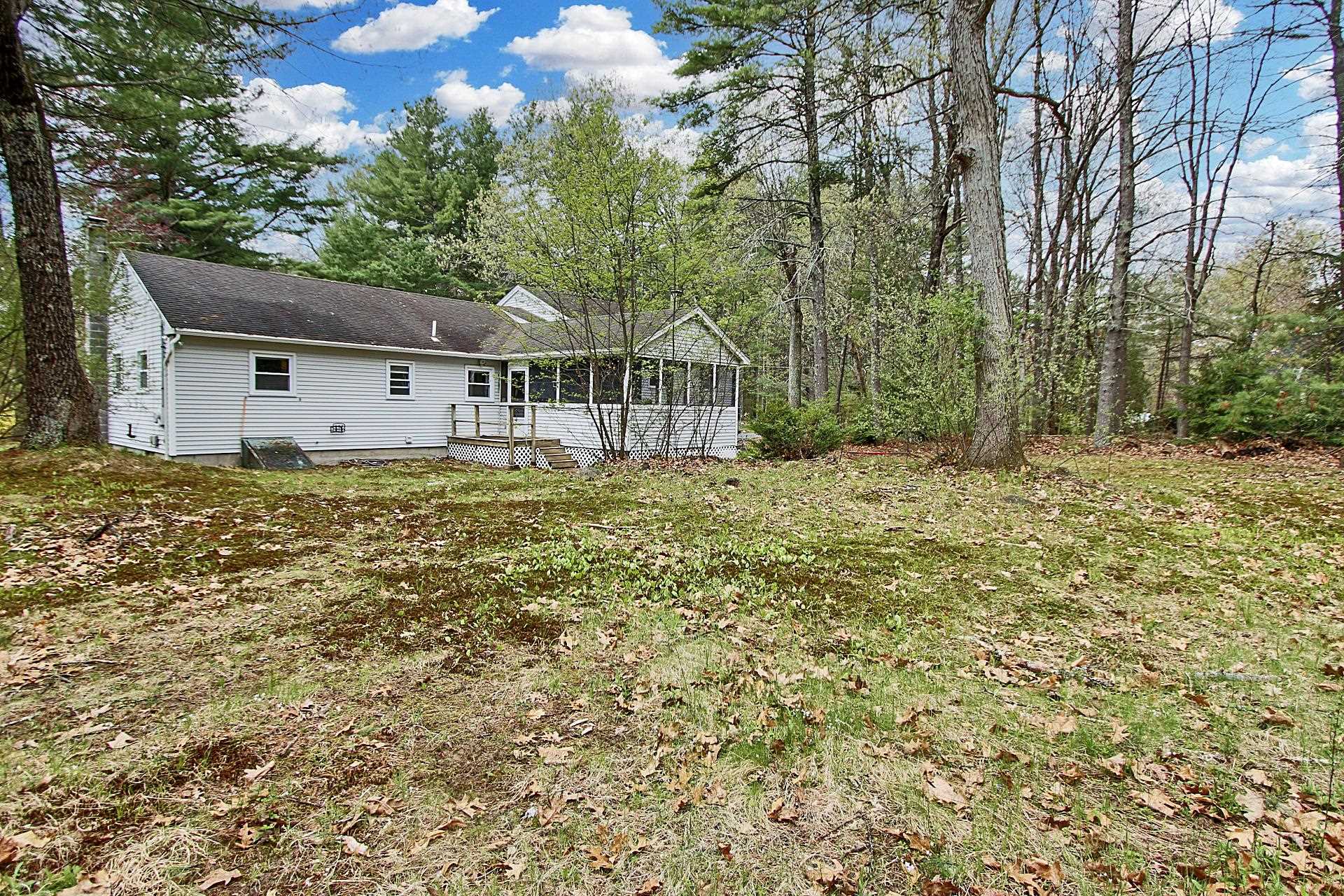15 Lincoln Street Pelham, NH 03076 - Photo 44 of 50