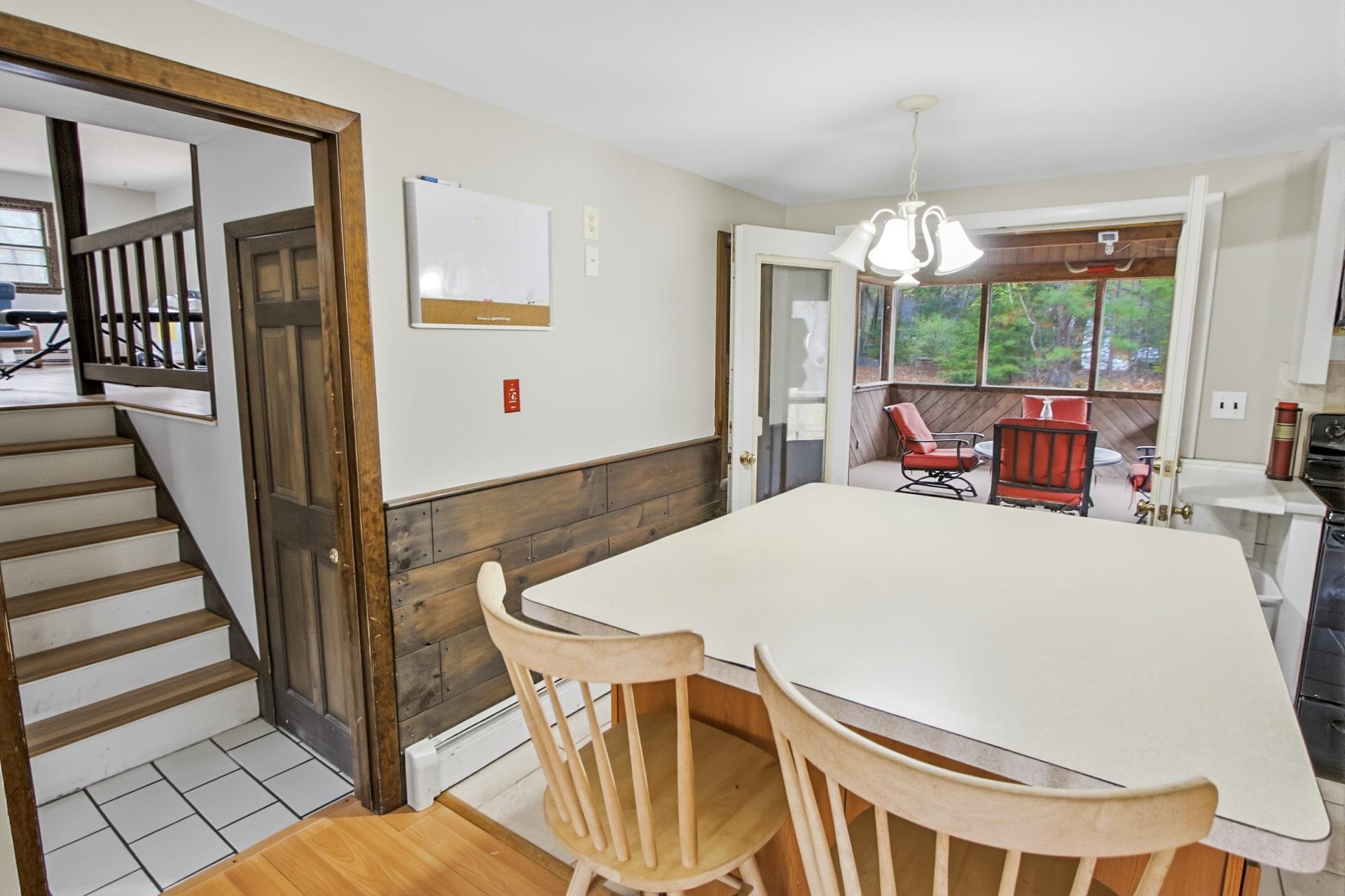 15 Lincoln Street Pelham, NH 03076 - Photo 8 of 50