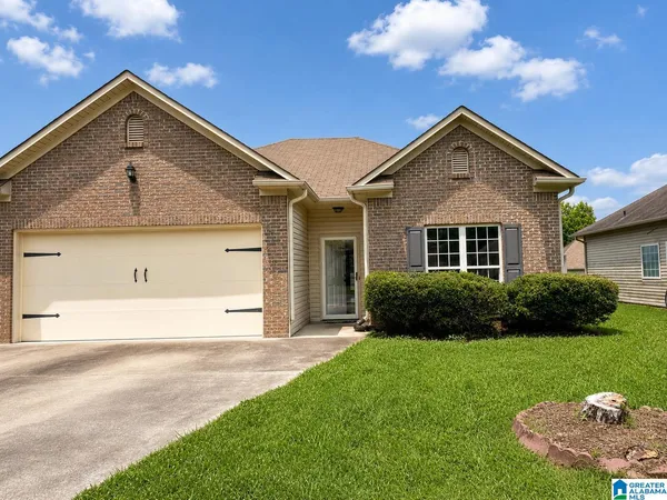 $235,000 | 908 Meriweather Drive, Calera, AL 35040