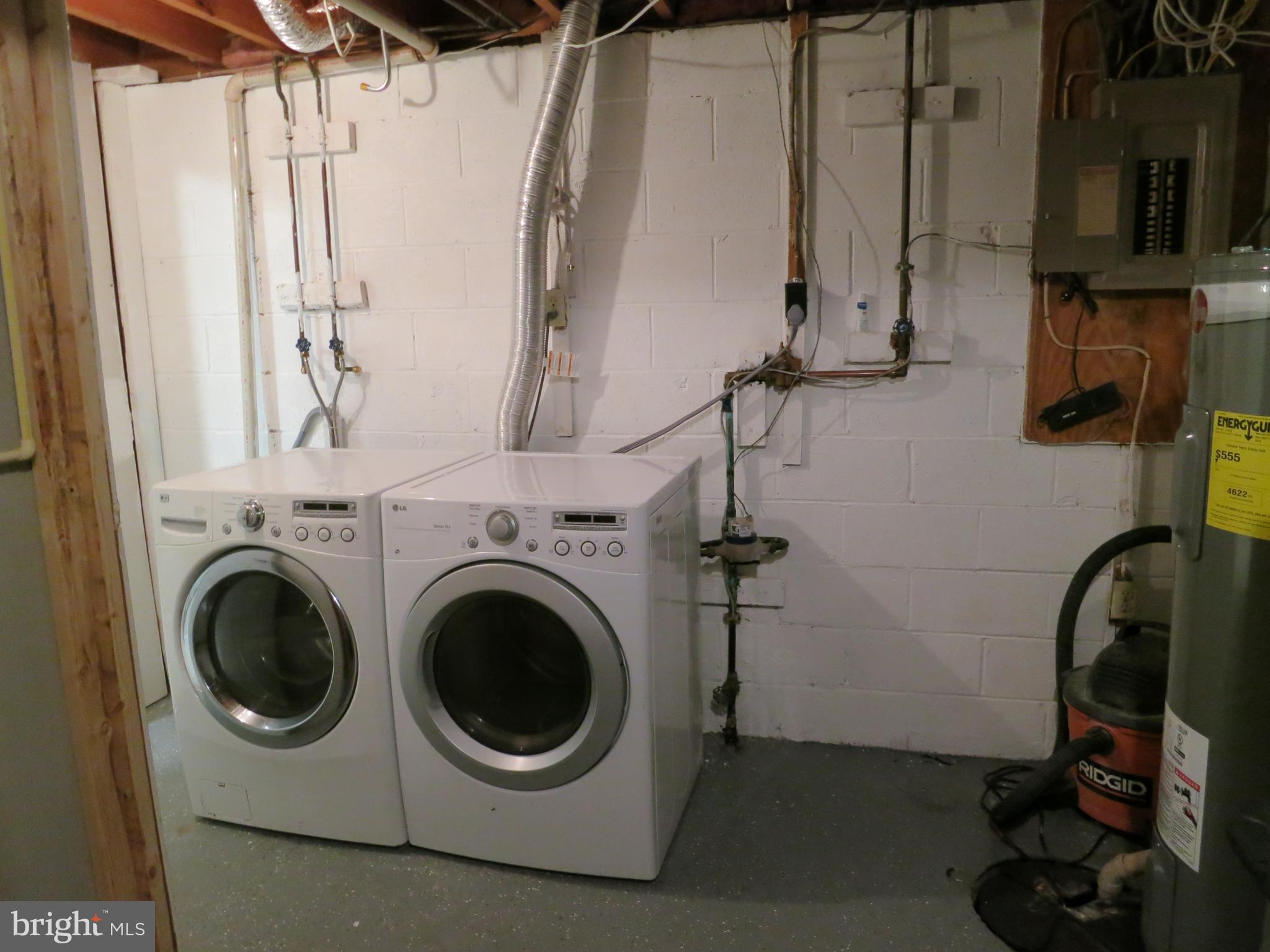 8914 Shamrock Court Springfield, VA 22152 - Photo 16 of 17 Laundry/storage area
