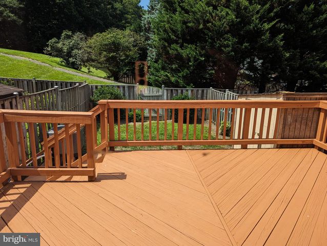 $525,000 | 8914 Shamrock Court, Springfield, VA 22152