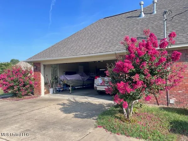 $260,000 | 296 Crestline Avenue, Clarksdale, MS 38614