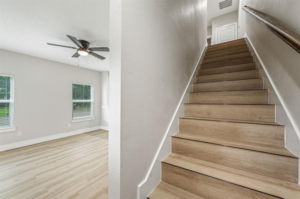 981 Clinton Avenue Stephenville, TX 76401 - Photo 13 of 28