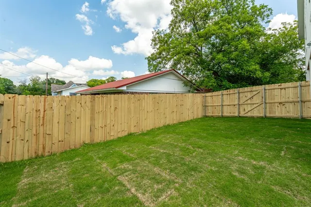 $675,000 | 981 Clinton Avenue, Stephenville, TX 76401