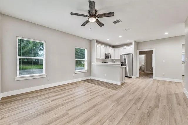 $675,000 | 981 Clinton Avenue, Stephenville, TX 76401