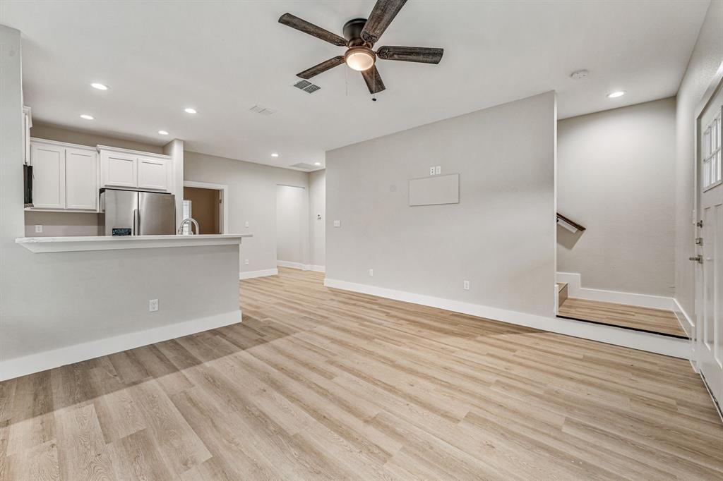 981 Clinton Avenue Stephenville, TX 76401 - Photo 7 of 28