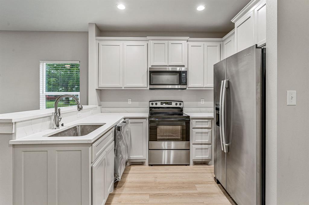 981 Clinton Avenue Stephenville, TX 76401 - Photo 9 of 28