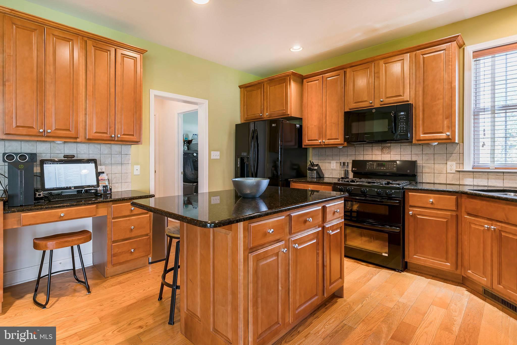 321 Cobblers Court Lititz, PA 17543 - Photo 11 of 41